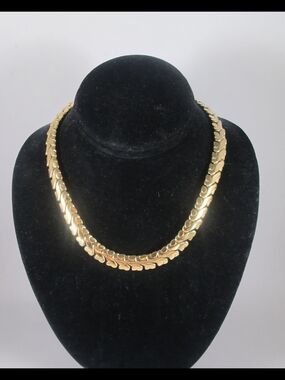 Givenchi Elegant Gold-Tone Women’s Statement Necklace